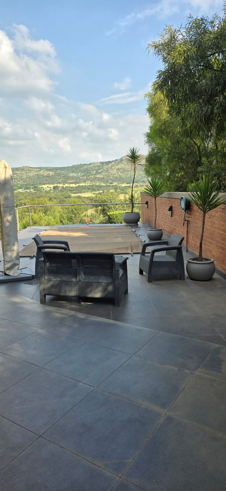 5 Bedroom Property for Sale in Xanadu Eco Park North West